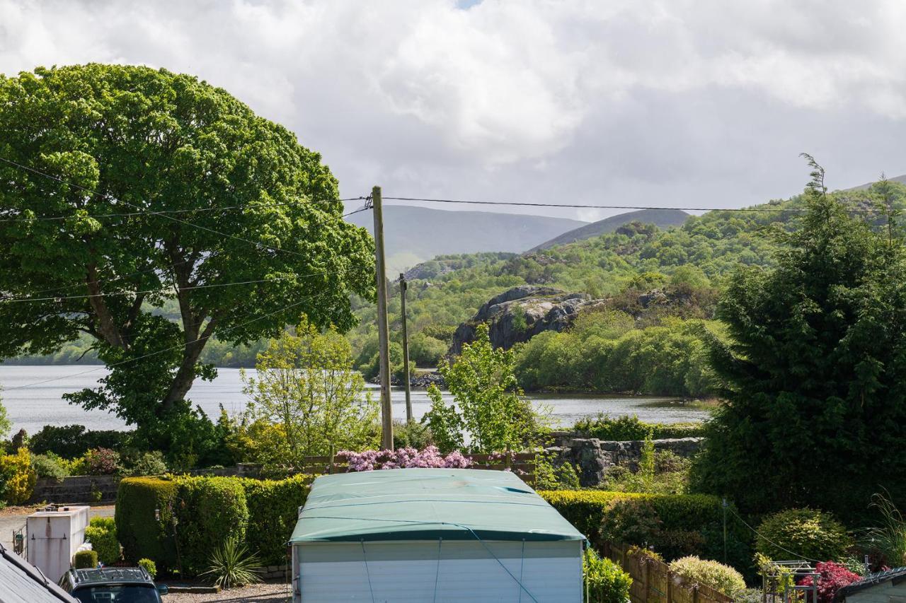 Arlyn, Padarn Lake Viewpoint In Snowdonia 카나번 외부 사진